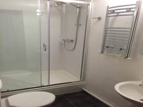 1 Bedroom House Shar...