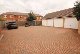 4 bedroom Semi-Detached for sale