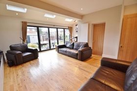 4 Bedroom Semi-Detac...