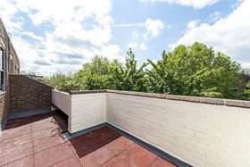 2 Bedroom Flat