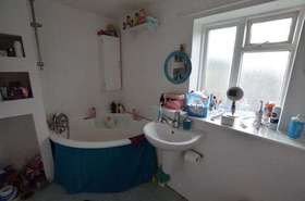 2 bedroom Semi-Detached for sale