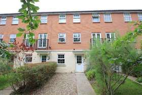 4 Bedroom Town House