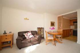 2 Bedroom Apartment