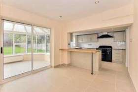5 Bedroom Detached