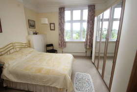 4 Bedroom Semi-Detac...