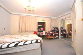 2 Bedroom Apartment