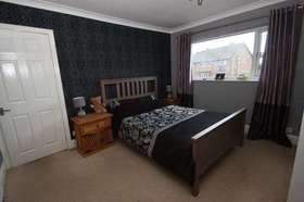 3 Bedroom Semi-Detac...