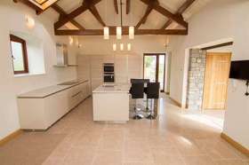 4&nbsp;Bedroom&nbsp;Barn Conve...