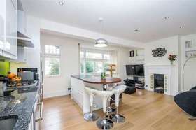 2 Bedroom Apartment