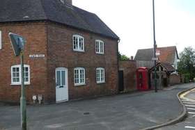 3 Bedroom End of Ter...