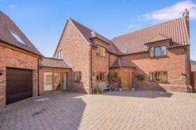 5 Bedroom Detached