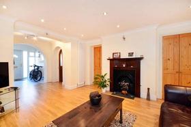 2 Bedroom Flat
